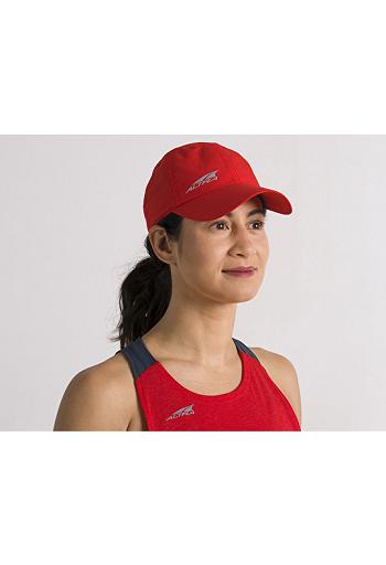 Red Altra Performance Run Hat Women's Hat | US_NF1639